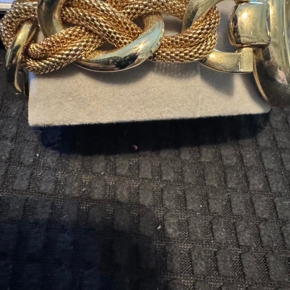 Akribos xxiv gold watch with - Picture 3 of 4
